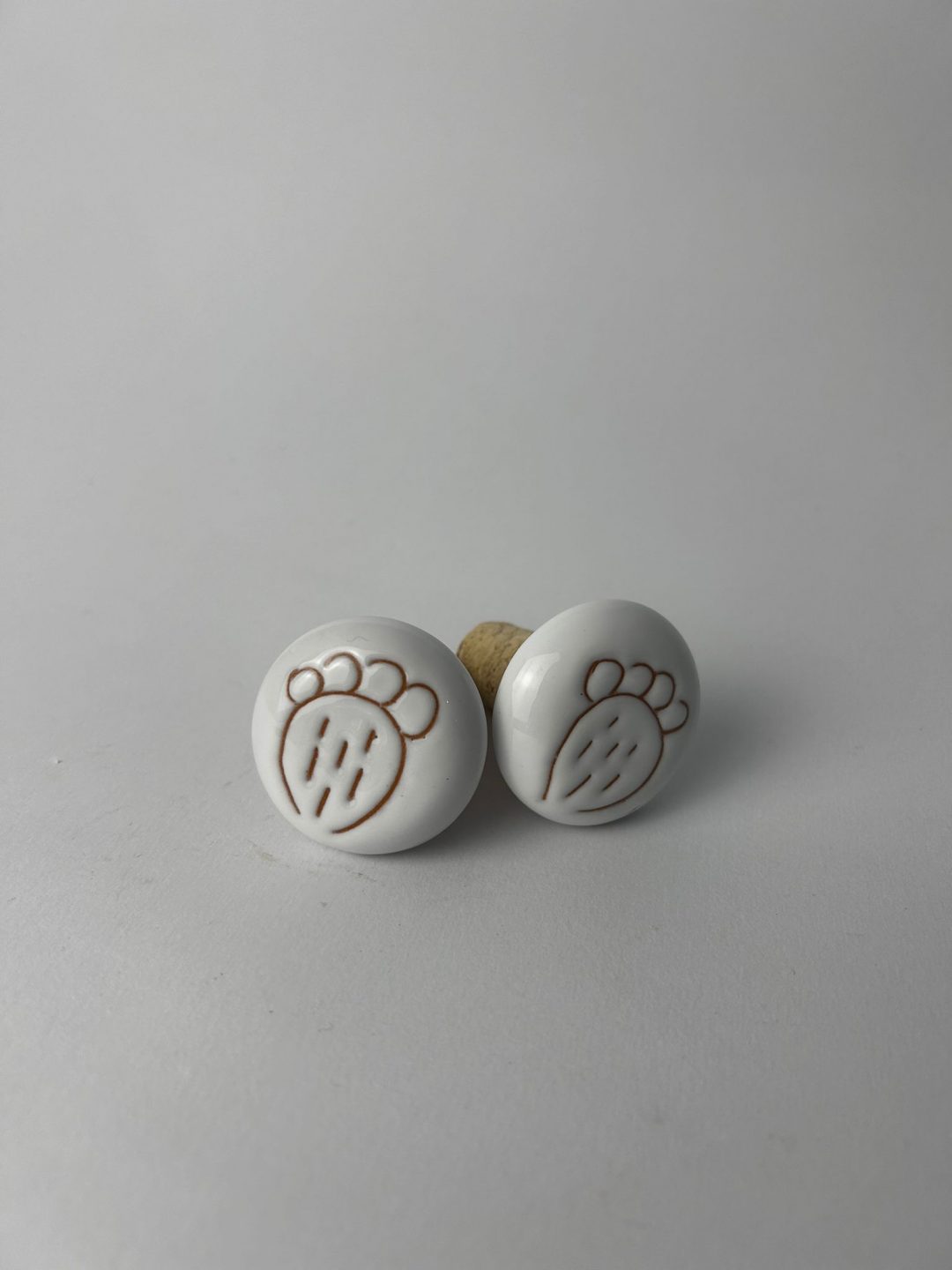 TAPPI PER BOTTIGLIE IN CERAMICA INCISA - immagine 2